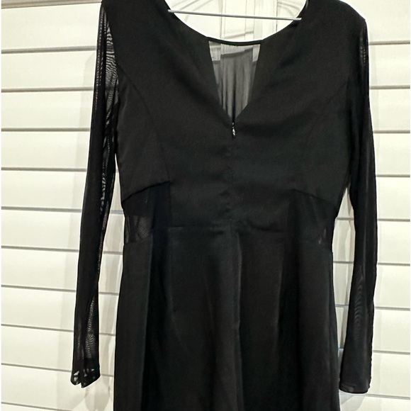 Romper - Picture 1 of 3